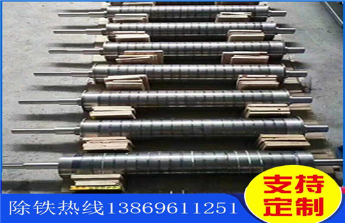 干式磁選機(jī)，干式磁選機(jī)動(dòng)力結(jié)構(gòu)以及實(shí)際應(yīng)用_小型鐵礦石干式磁選機(jī)動(dòng)力結(jié)構(gòu)以及實(shí)際應(yīng)用_工作原理 _選礦流程 
