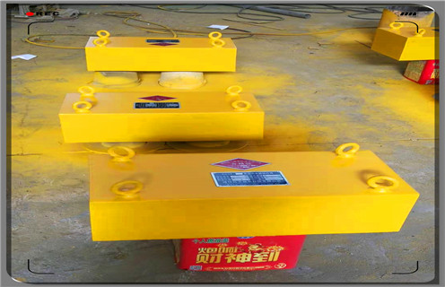 永磁除鐵器，永磁除鐵器技術(shù)介紹維護(hù)知識(shí)參數(shù)_內(nèi)部磁塊安裝方法_永磁除鐵器技術(shù)介紹規(guī)格型號(hào)價(jià)格 