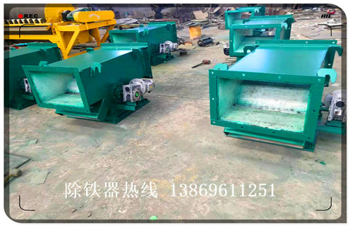 管道除鐵器，海南管道除鐵器工作原理價(jià)格 _遠(yuǎn)力海南管道除鐵器工作原理型12000高斯_可定制工作原理_安裝示意圖