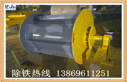 強(qiáng)磁除鐵滾筒，廣西強(qiáng)磁除鐵滾筒_黑龍江強(qiáng)磁永磁滾筒結(jié)構(gòu)圖多少錢一臺(tái)，廣西強(qiáng)磁除鐵滾筒結(jié)構(gòu)圖磁塊安裝內(nèi)部結(jié)構(gòu)圖 